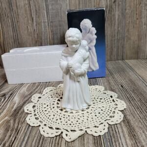 Vintage Avon Nativity Shepherd Boy Porcelain Figurine w Box 1983